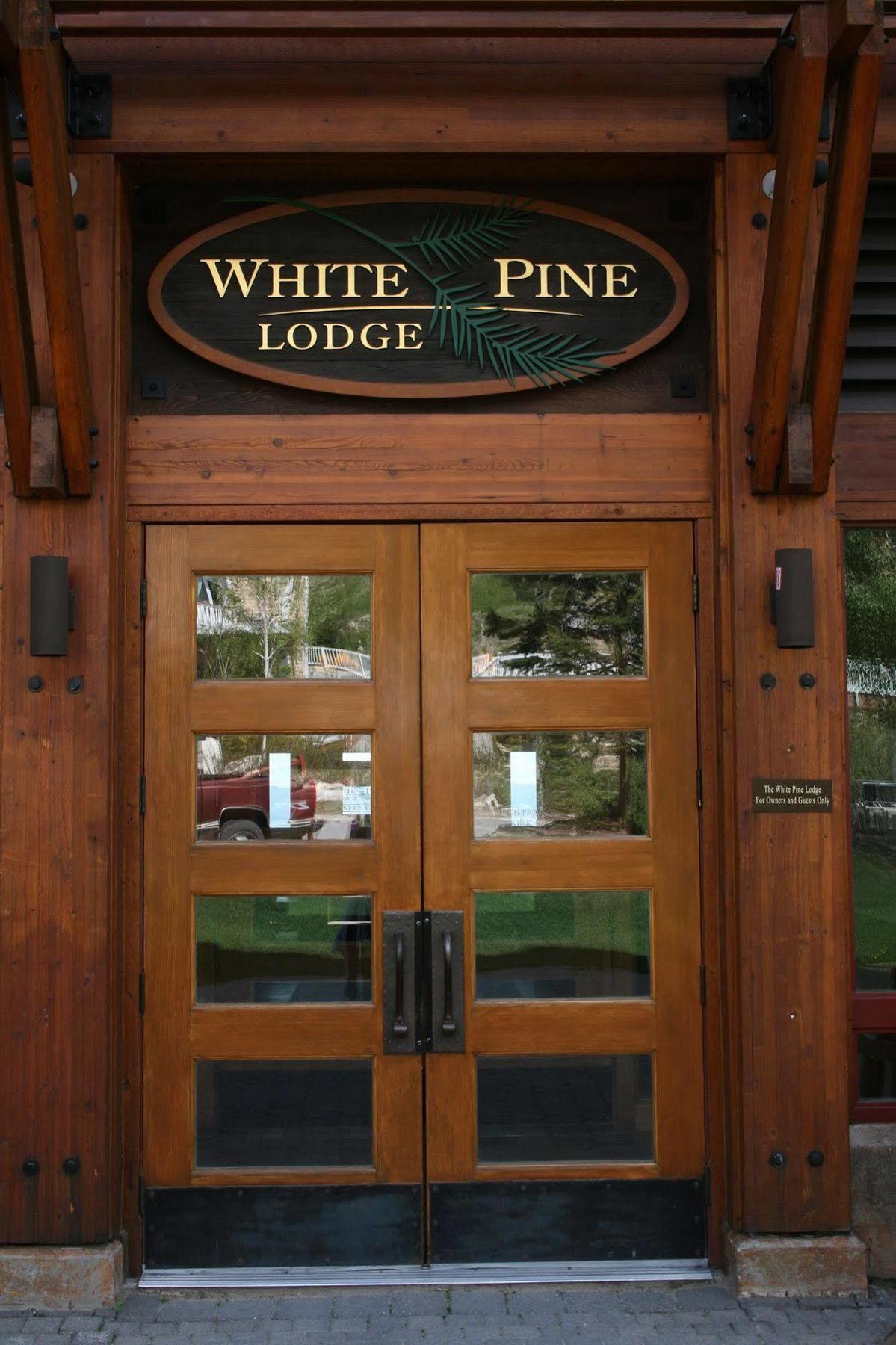 Schweitzer Mountain Resort White Pine Lodge Sandpoint Exterior foto